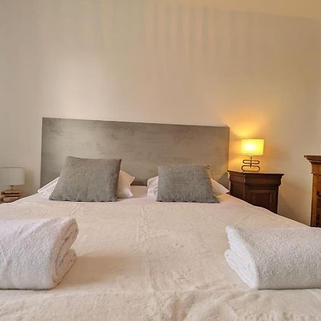 Le 828 : Appartement En Plein Centre De Vannes Esterno foto