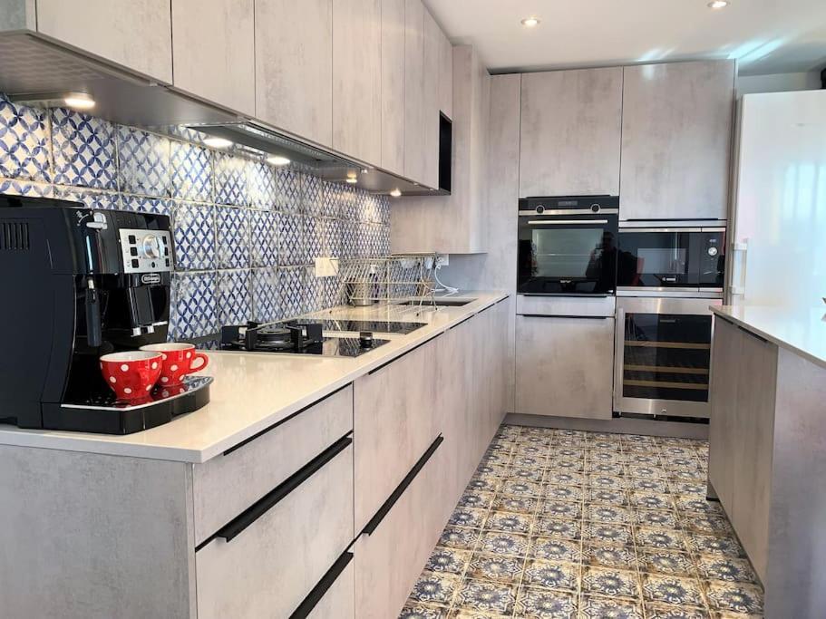 Le 828 : Appartement En Plein Centre De Vannes Esterno foto